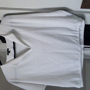 Adorable like new soft white top with tie clinch bottom  leave open or clinched